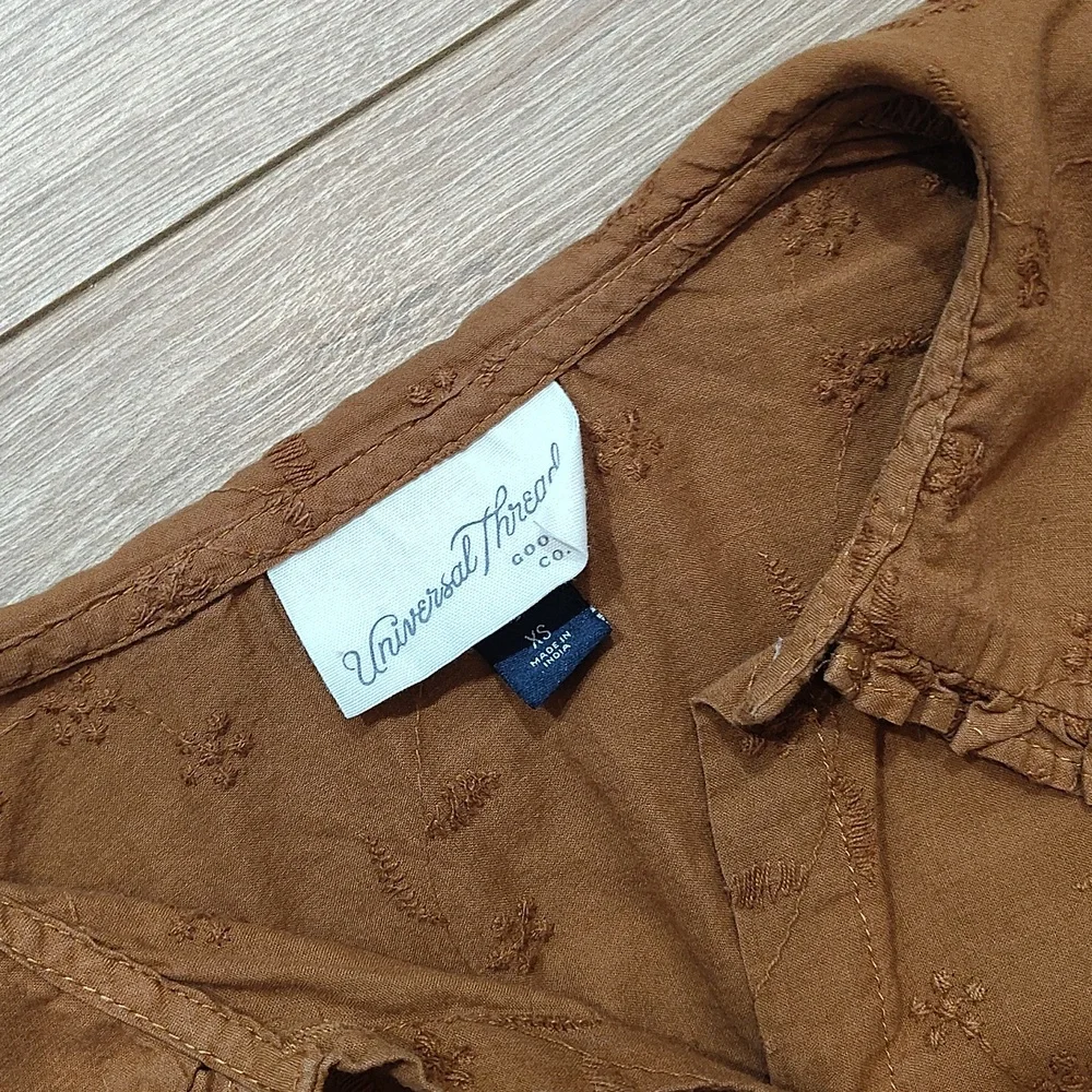 Universal Thread Burnt Orange, Eyelet Button Front Blouse, Ladies X-Small - Picture 5 of 7